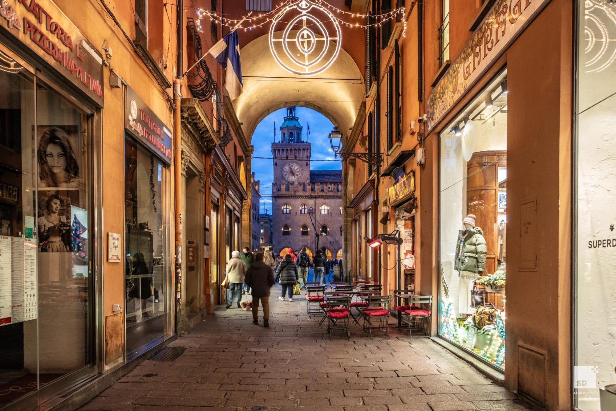 Urbanicooh Asinelli - Balcony On Piazza Maggiore Bologna Kültér fotó